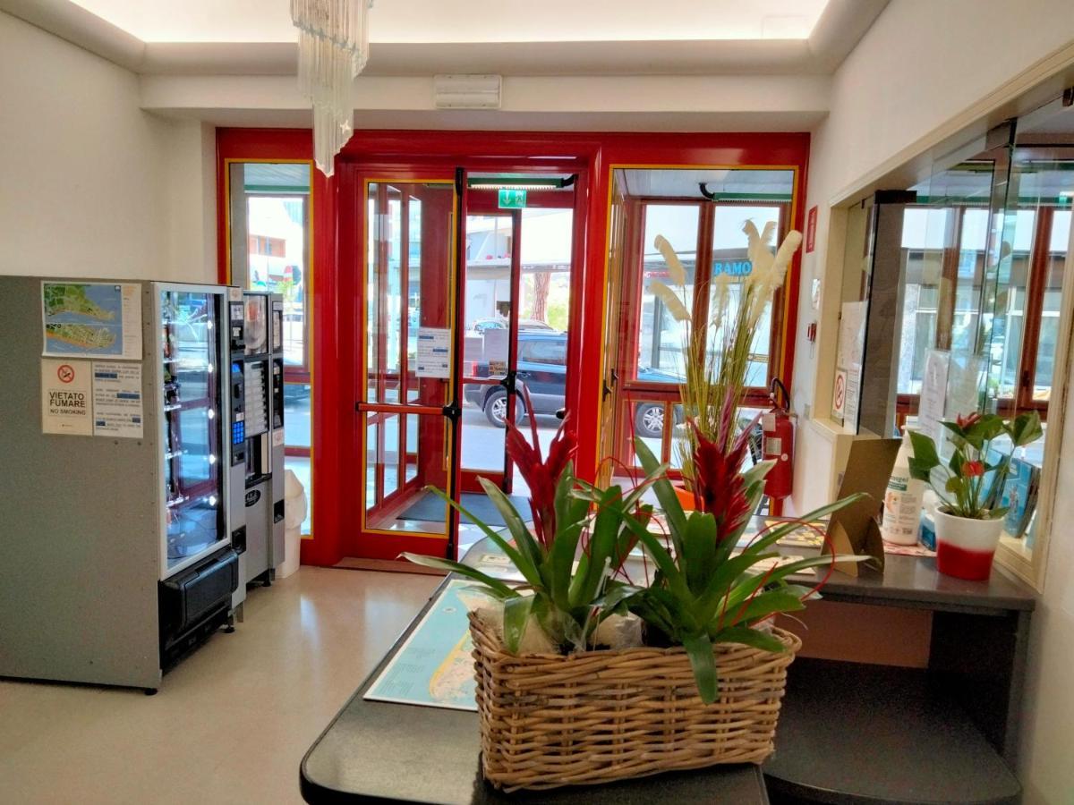 Hotel Stiefel Lignano Sabbiadoro Ngoại thất bức ảnh