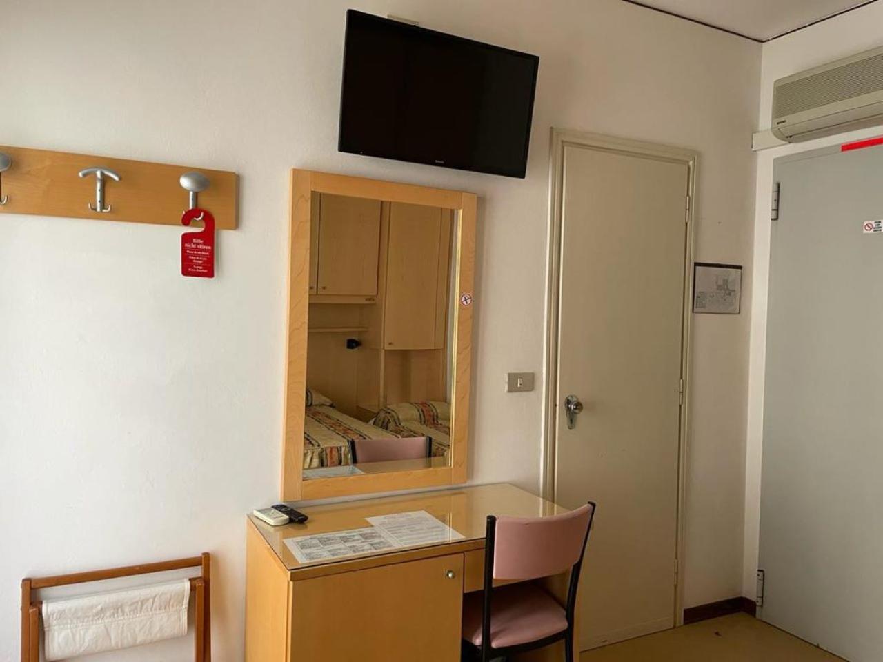Hotel Stiefel Lignano Sabbiadoro Ngoại thất bức ảnh
