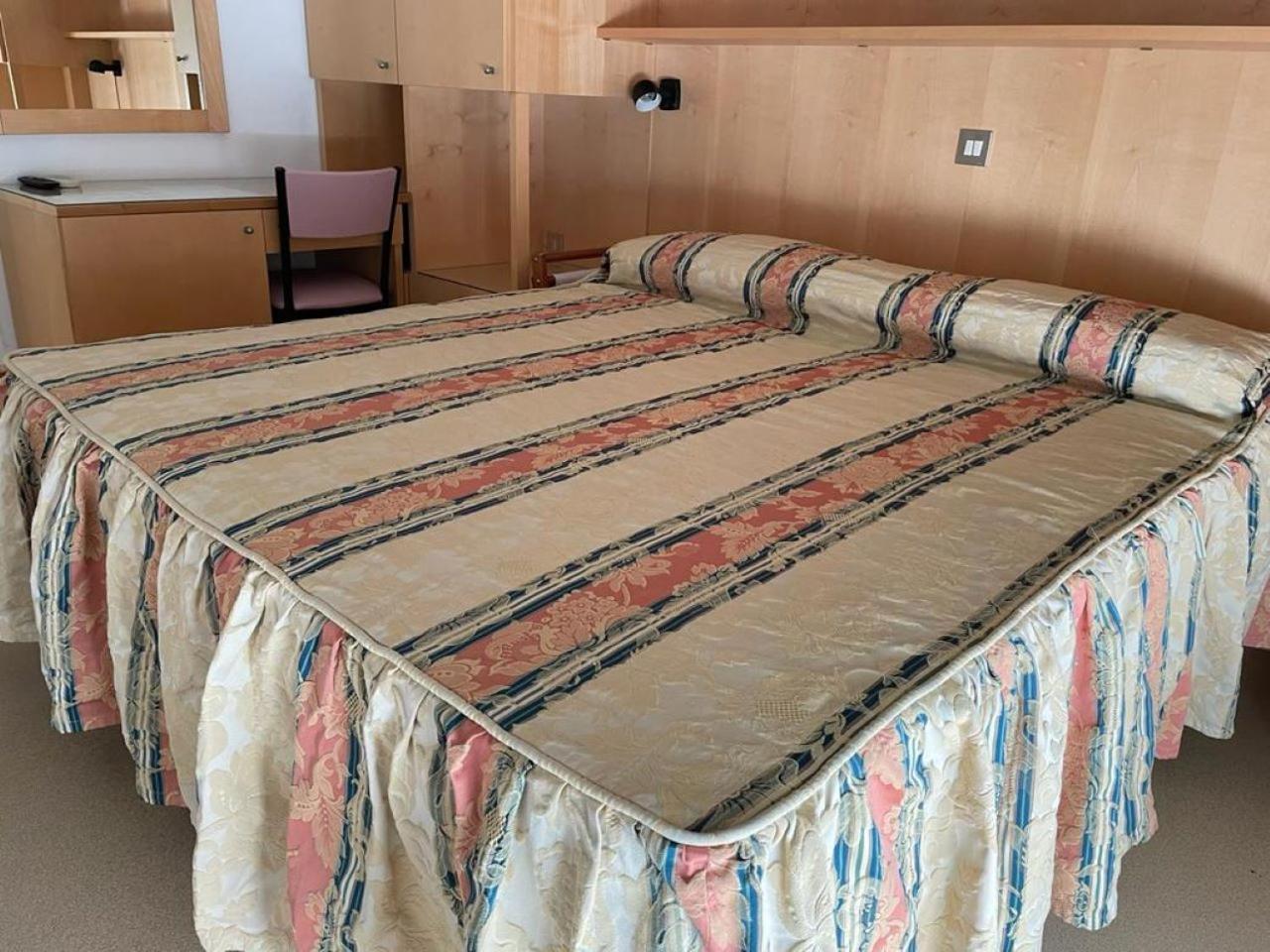 Hotel Stiefel Lignano Sabbiadoro Phòng bức ảnh