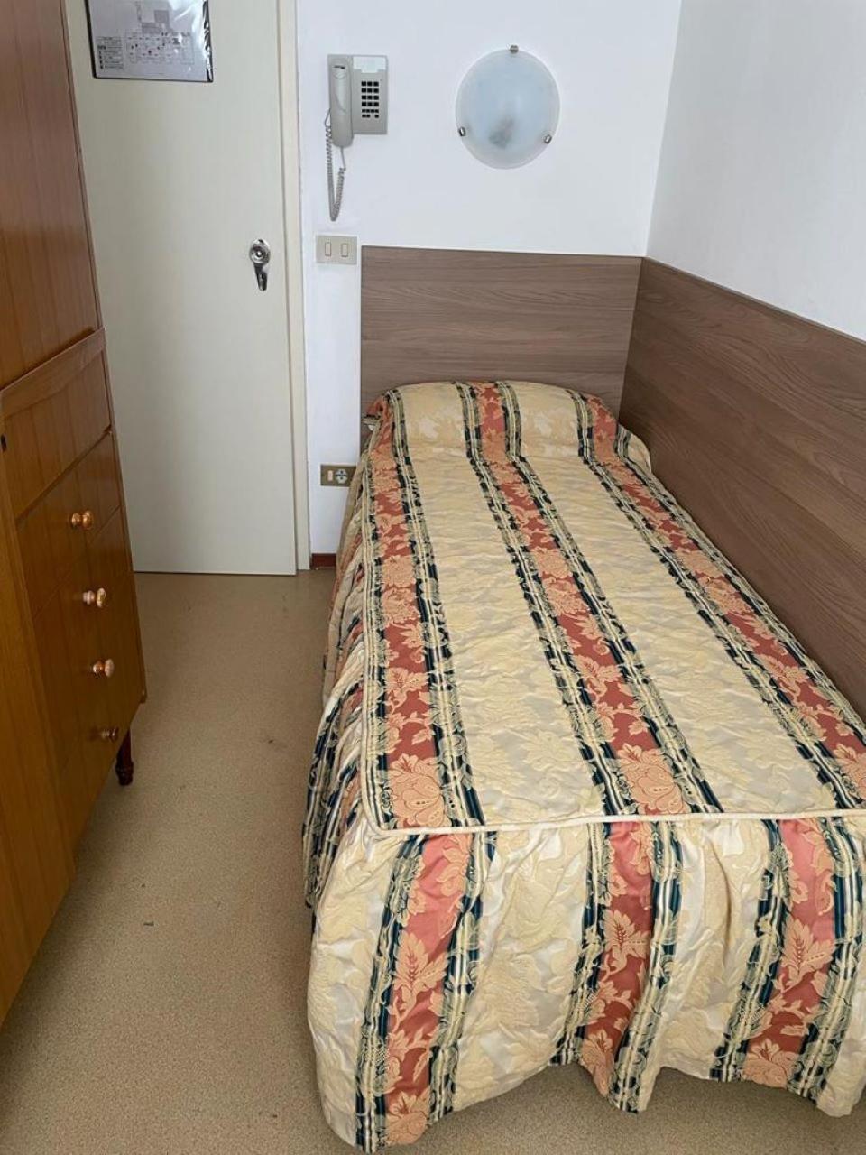 Hotel Stiefel Lignano Sabbiadoro Phòng bức ảnh